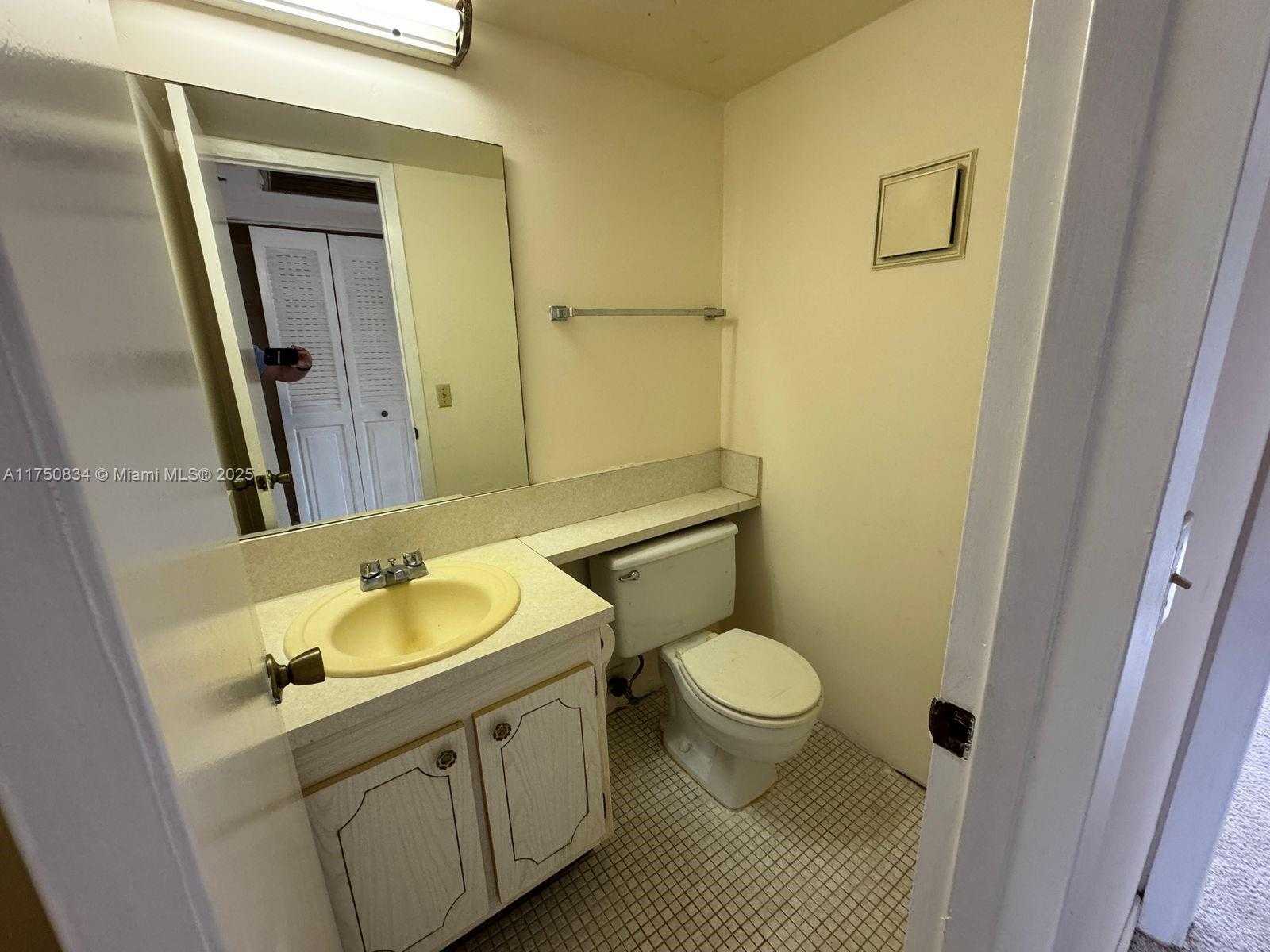 Small Image of 310 PRESTON H #310, Boca Raton Number 12