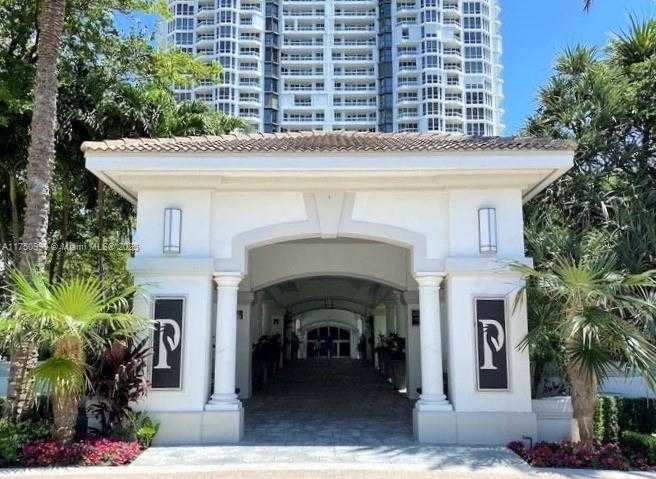 Small Image of 21050 POINT PL #501, Aventura Number 16