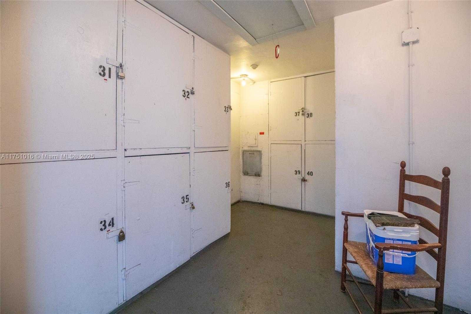Small Image of 1400 TALLWOOD AVE #303, Hollywood Number 15