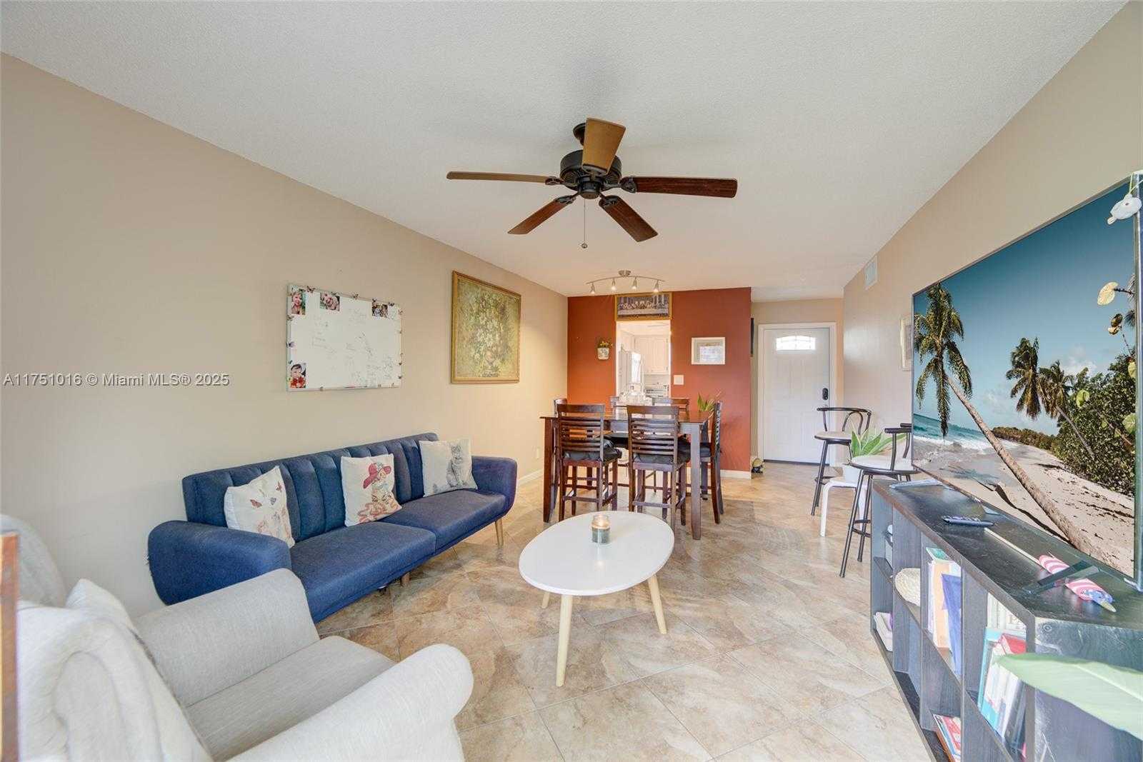 Small Image of 1400 TALLWOOD AVE #303, Hollywood Number 3