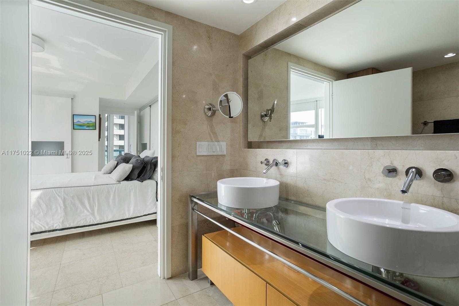 Small Image of 6000 INDIAN CREEK DR #11B, Miami Beach Number 26
