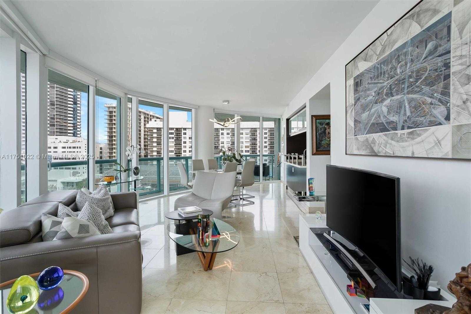 Small Image of 6000 INDIAN CREEK DR #11B, Miami Beach Number 5