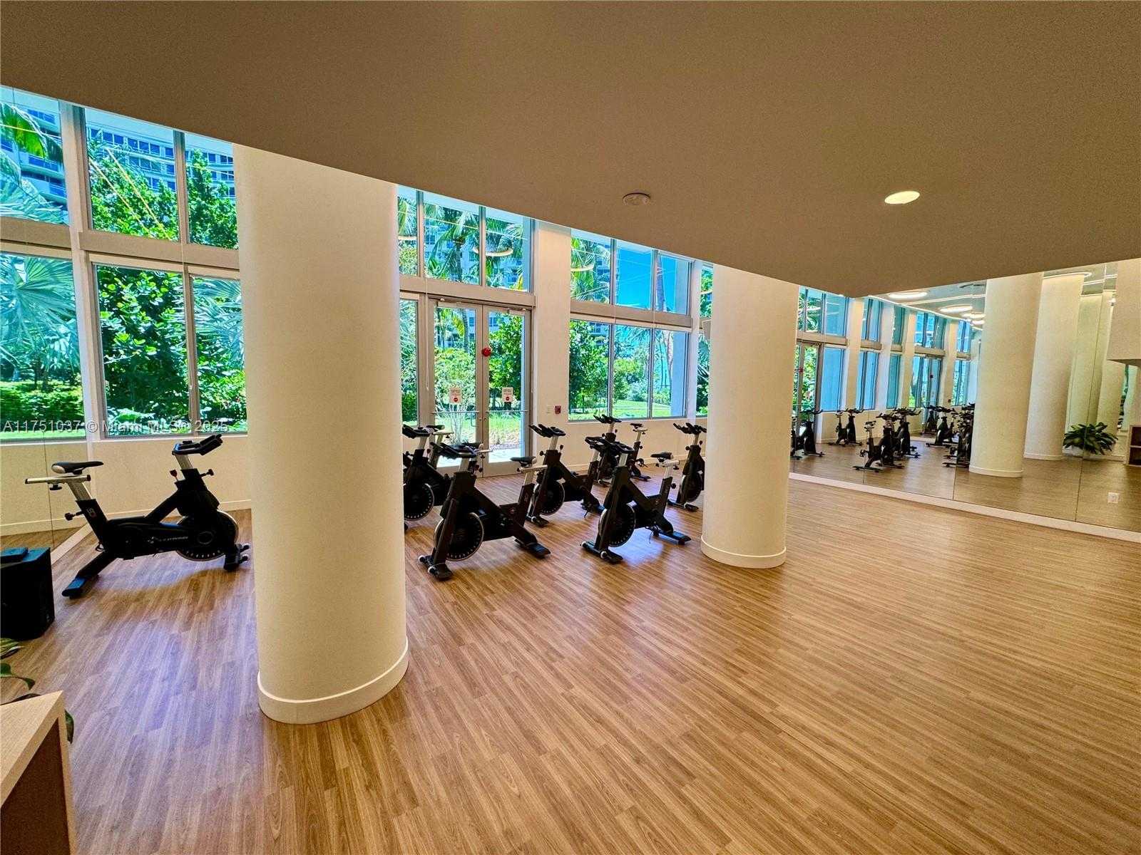 Small Image of 1500 BAY RD #462S, Miami Beach Number 23