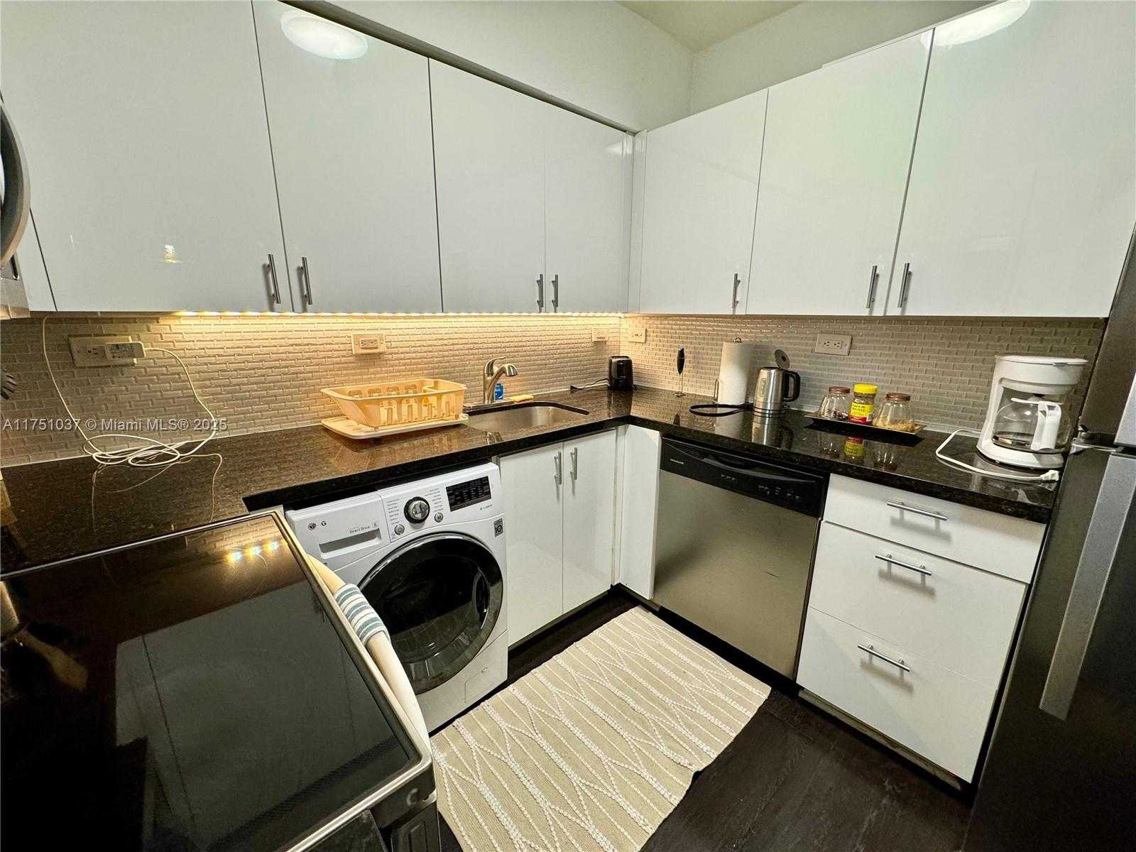 Small Image of 1500 BAY RD #462S, Miami Beach Number 7