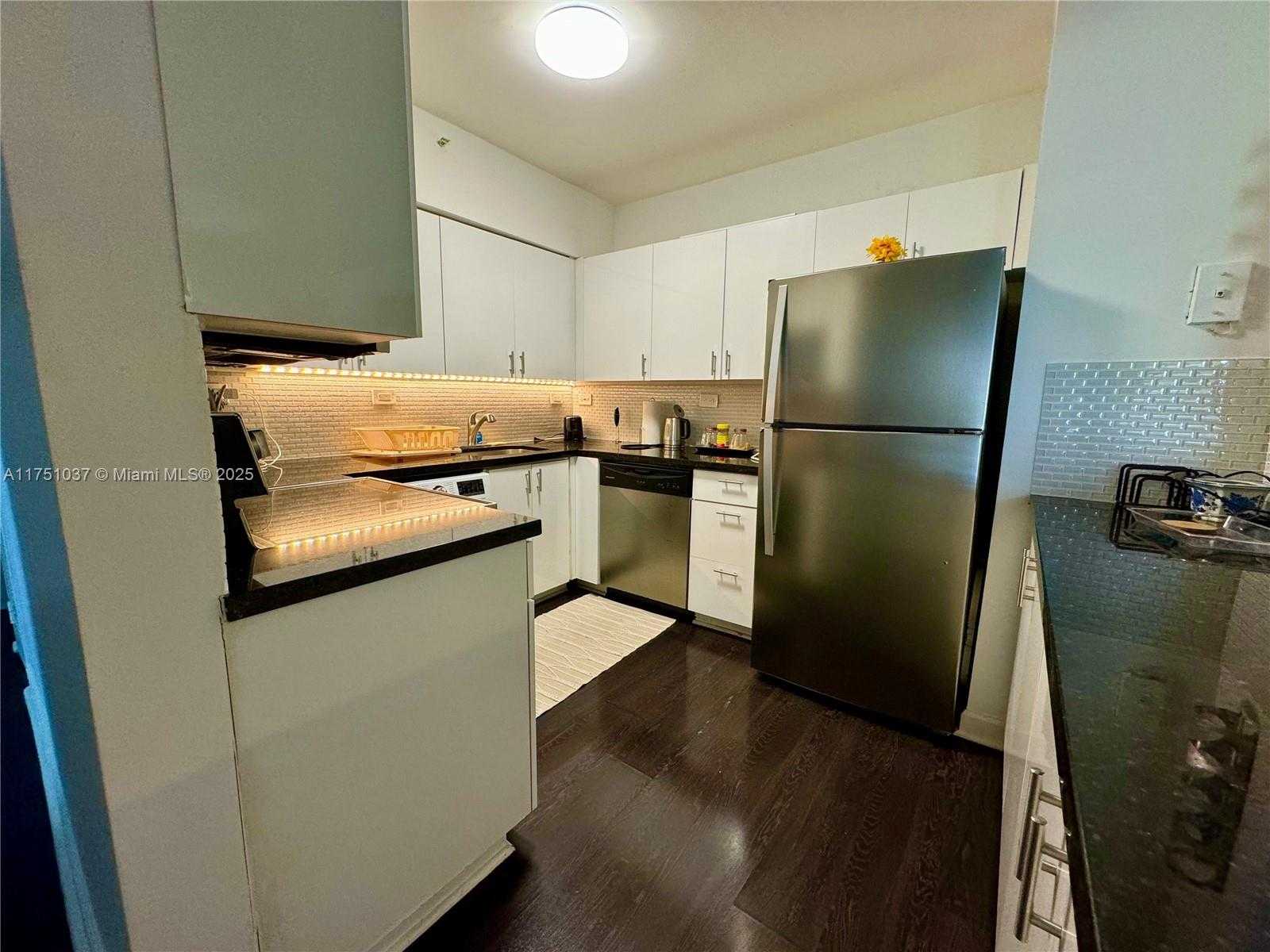 Small Image of 1500 BAY RD #462S, Miami Beach Number 8