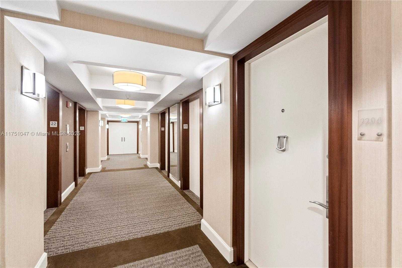 Small Image of 4779 COLLINS AVE #2204, Miami Beach Number 37