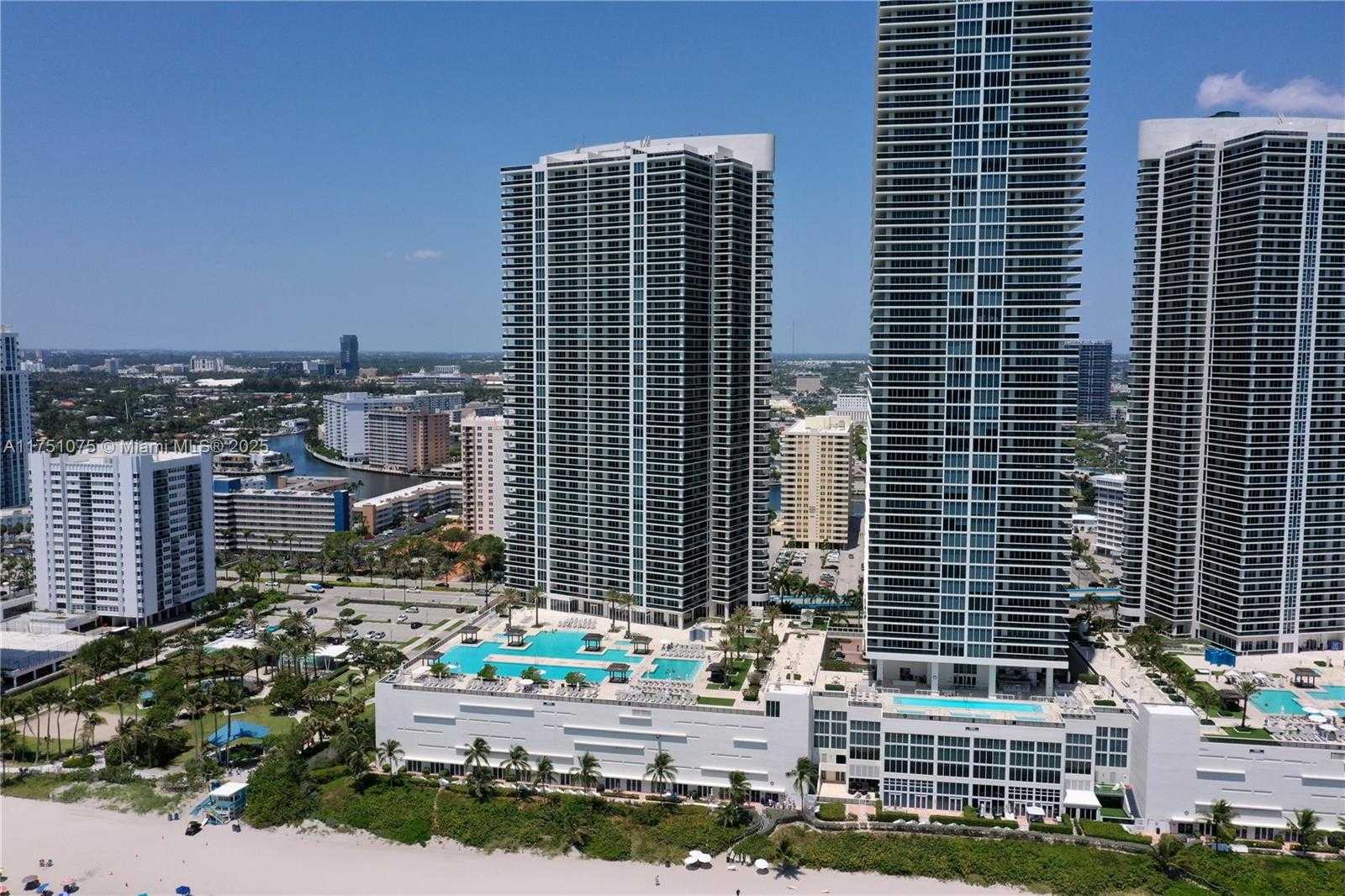 Small Image of 1830 SOUTH OCEAN DR #2510, Hallandale Beach Number 26