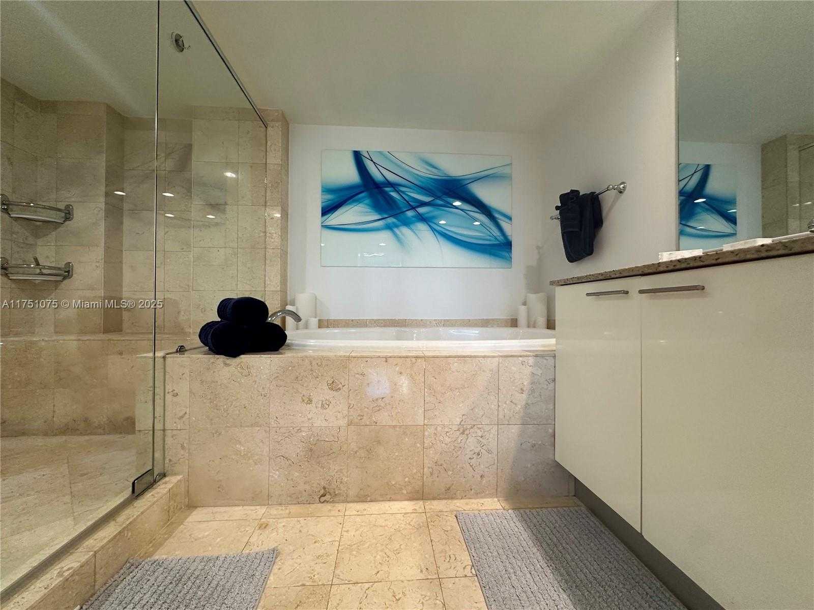 Small Image of 1830 SOUTH OCEAN DR #2510, Hallandale Beach Number 6