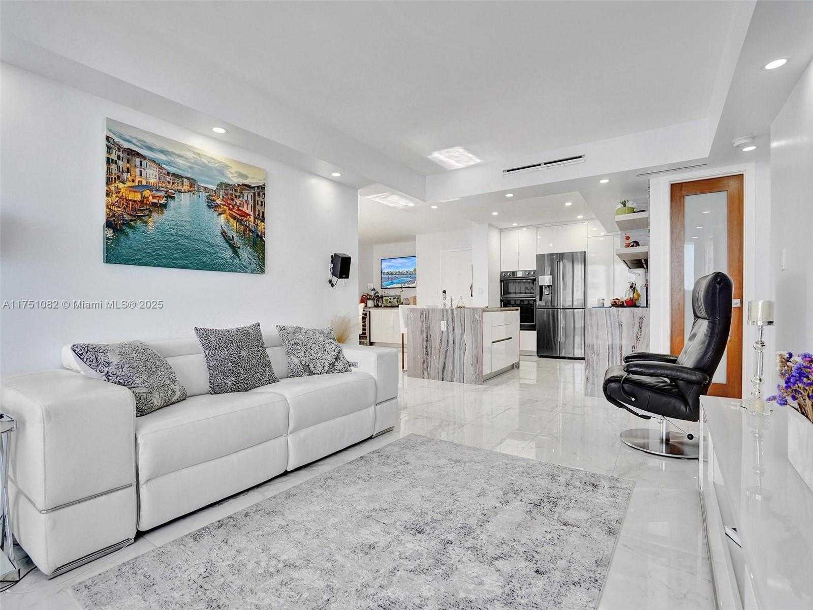 Small Image of 1600 SOUTH OCEAN DR #14K, Hollywood Number 17