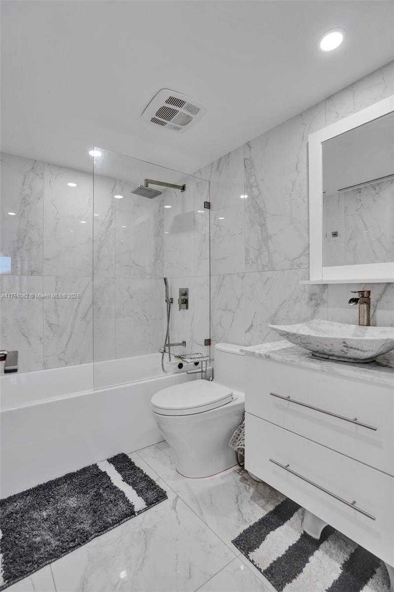 Small Image of 1600 SOUTH OCEAN DR #14K, Hollywood Number 20