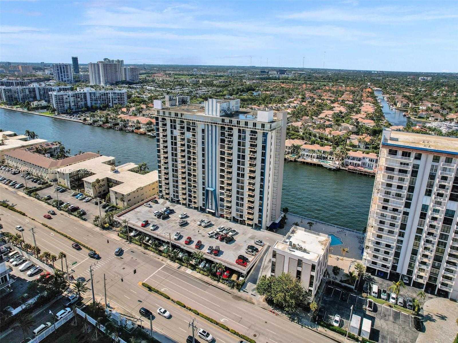 Small Image of 1600 SOUTH OCEAN DR #14K, Hollywood Number 32