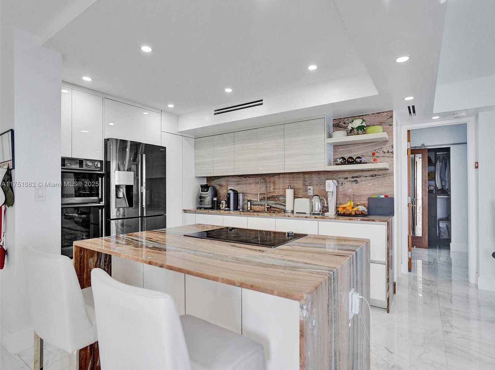 Small Image of 1600 SOUTH OCEAN DR #14K, Hollywood Number 9