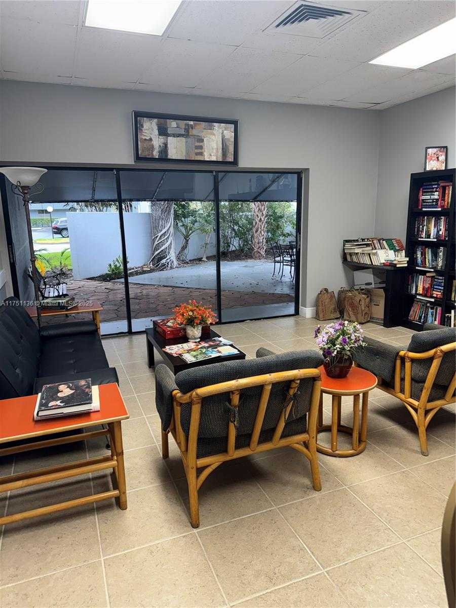 Small Image of 9200 Lime Bay Blvd, Tamarac, FL 33321, USA Number 17