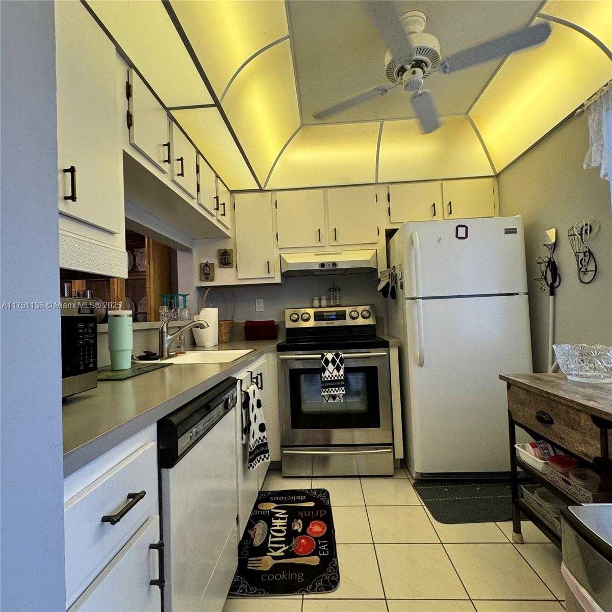 Small Image of 9200 Lime Bay Blvd, Tamarac, FL 33321, USA Number 3