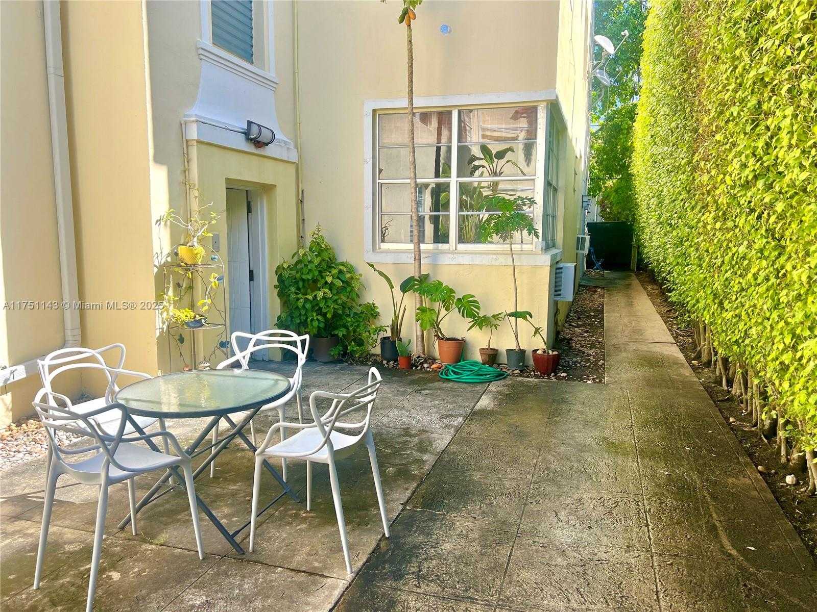 Small Image of 1535 MERIDIAN AVE #3, Miami Beach Number 36