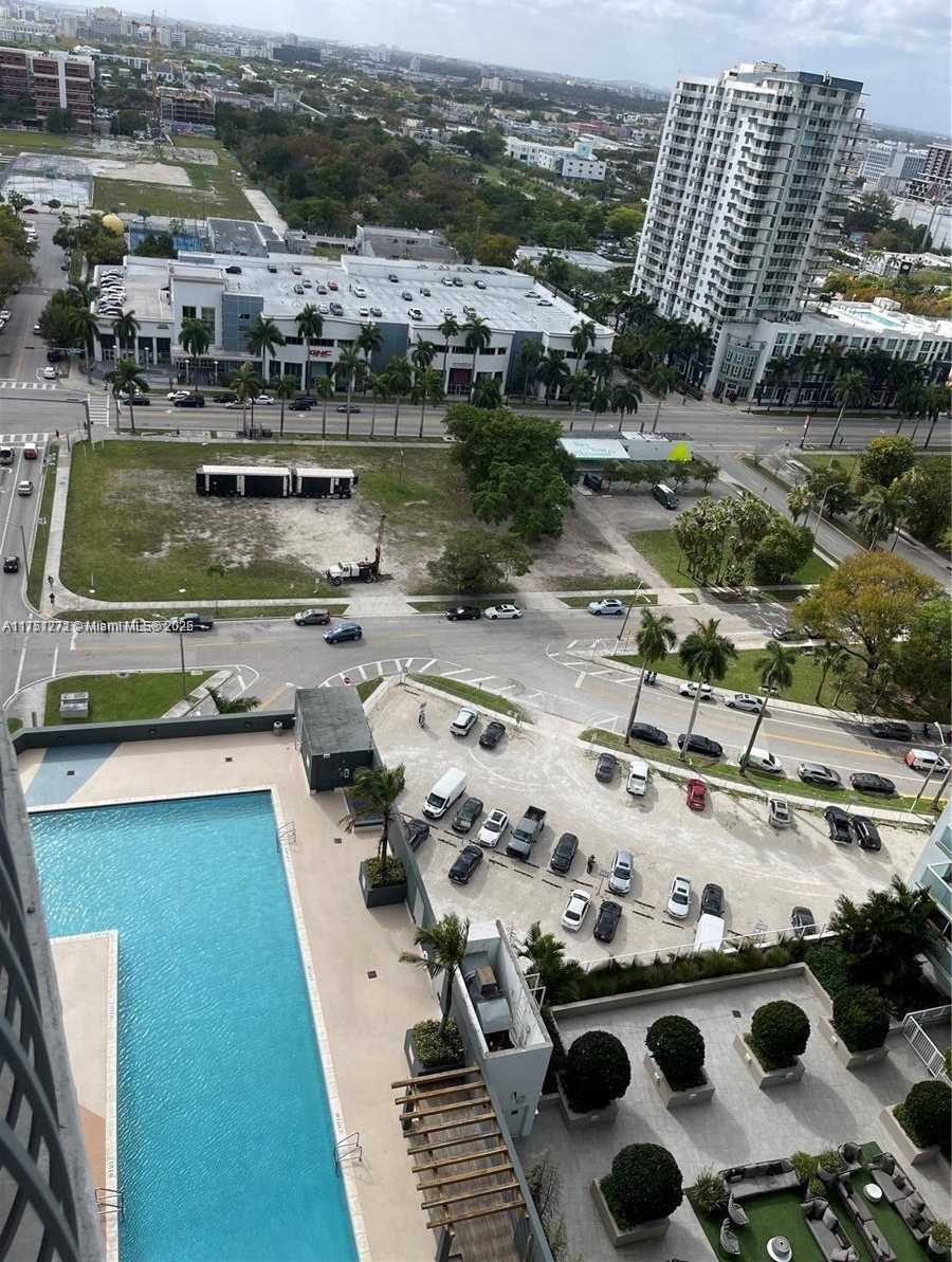 Small Image of 1750 NORTH BAYSHORE DR #2309, Miami Number 9