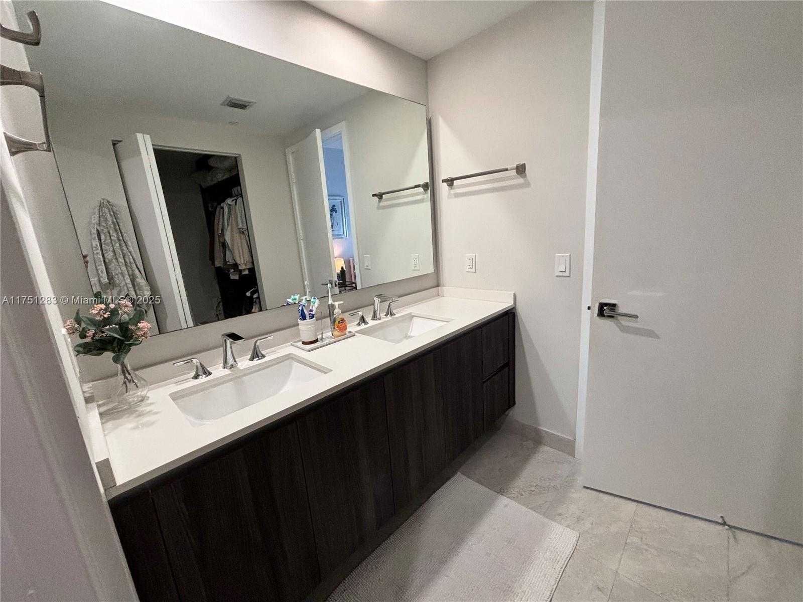 Small Image of 488 NORTH EAST 18TH ST #1904, Miami Number 5