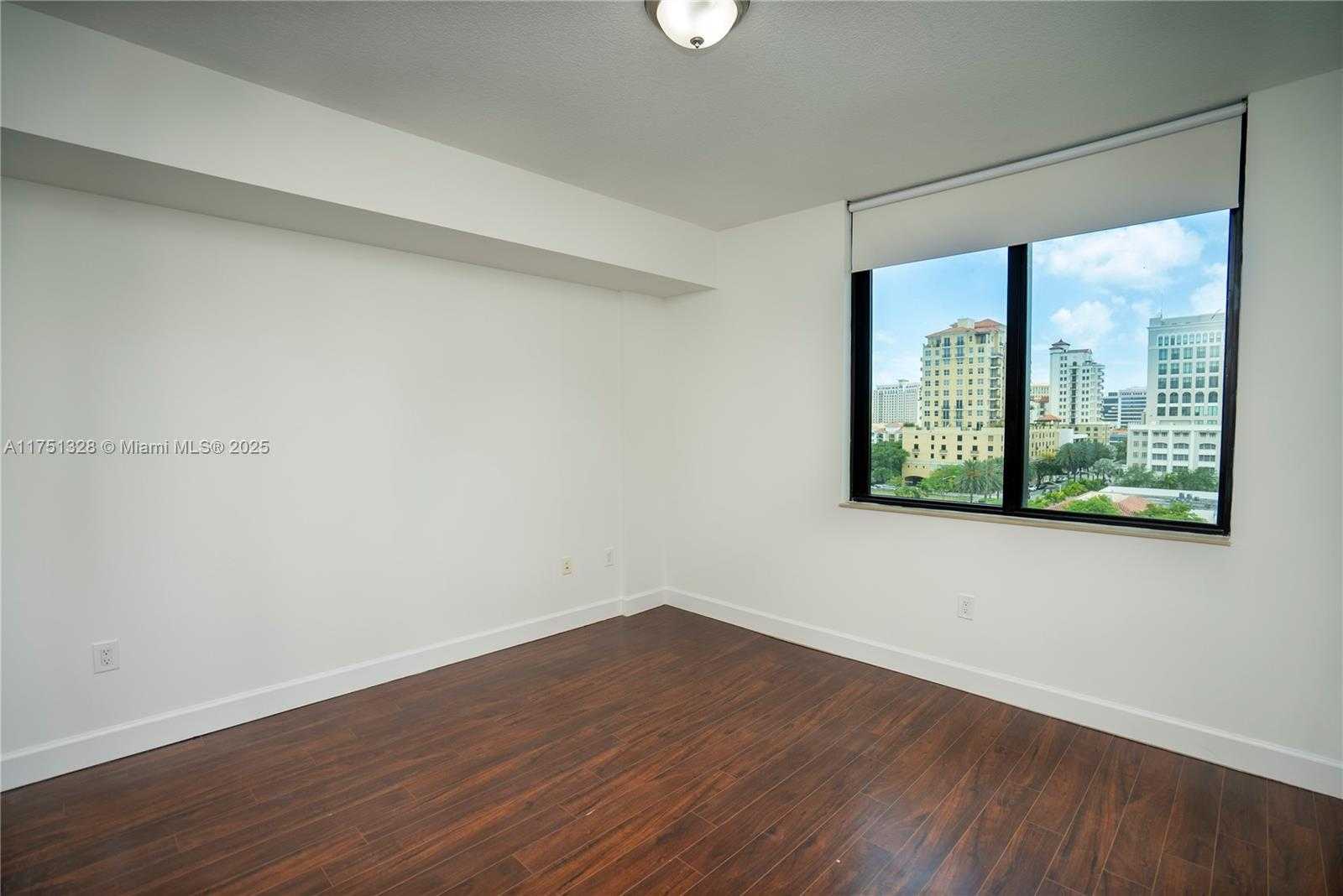Small Image of 1300 PONCE DE LEON BLVD #709, Coral Gables Number 19