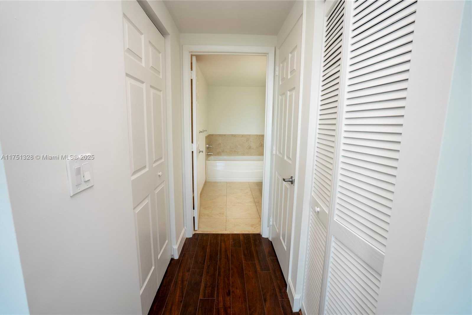 Small Image of 1300 PONCE DE LEON BLVD #709, Coral Gables Number 22
