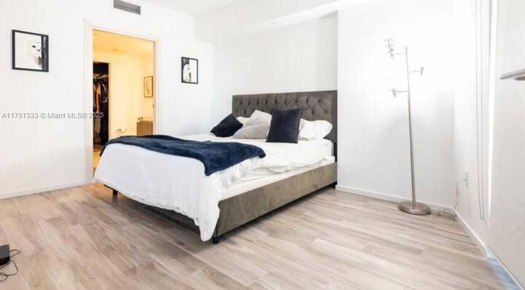 Small Image of 801 SOUTH MIAMI AVE #1703, Miami Number 12