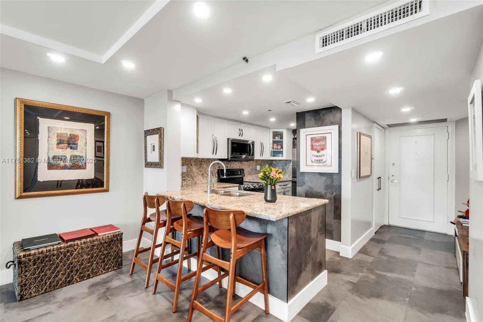 Small Image of 1717 NORTH BAYSHORE DR #A-3455, Miami Number 10