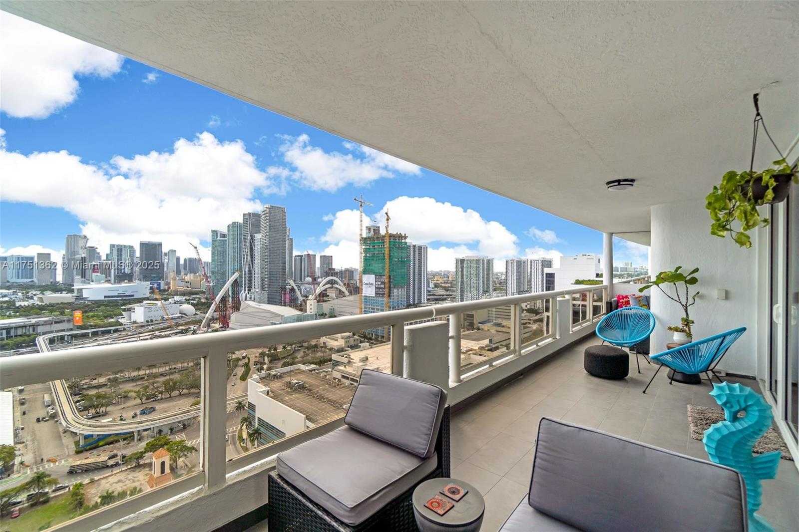 Small Image of 1717 NORTH BAYSHORE DR #A-3455, Miami Number 19
