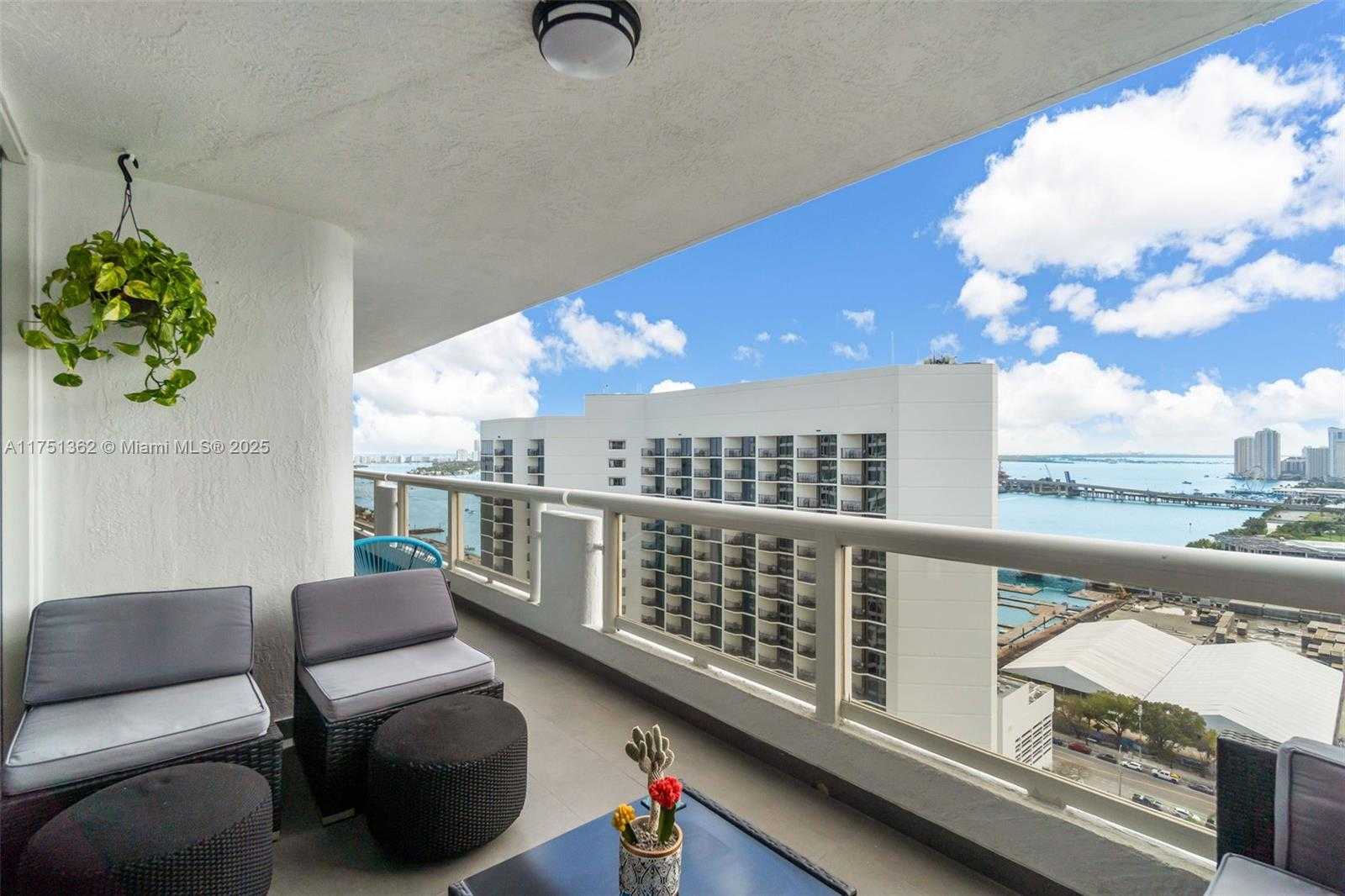 Small Image of 1717 NORTH BAYSHORE DR #A-3455, Miami Number 20