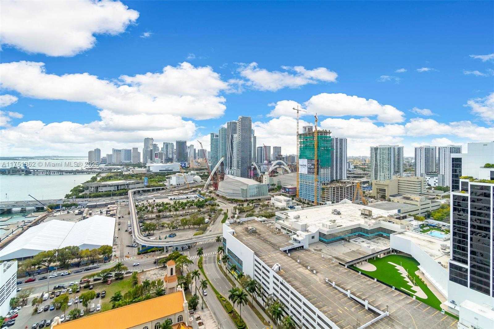 Small Image of 1717 NORTH BAYSHORE DR #A-3455, Miami Number 22