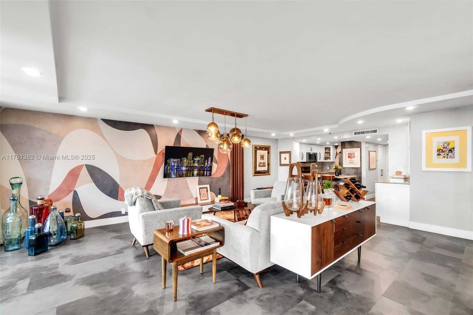 Small Image of 1717 NORTH BAYSHORE DR #A-3455, Miami Number 5