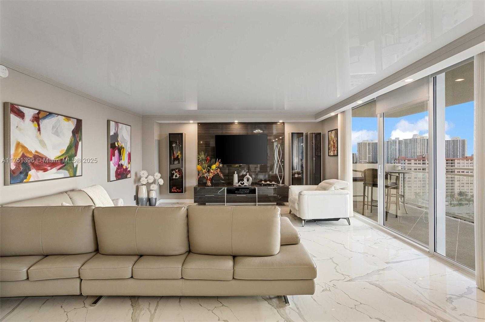 Small Image of 2030 SOUTH OCEAN DR #1607, Hallandale Beach Number 14