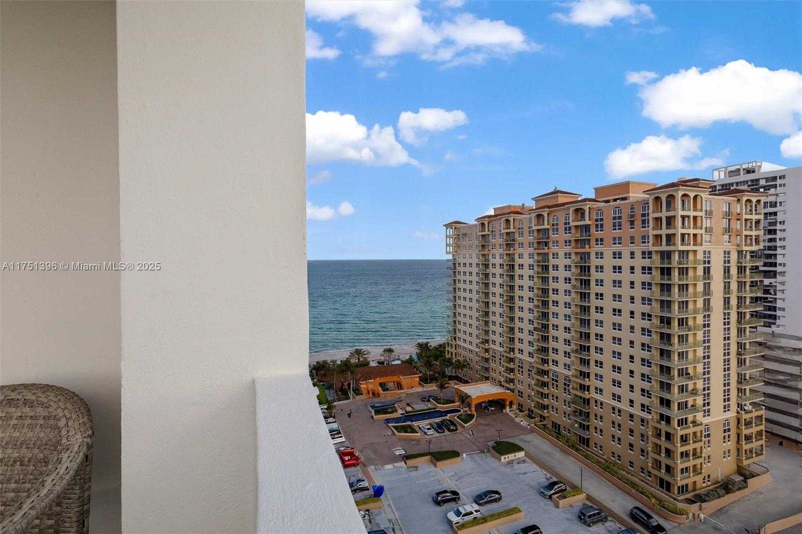 Small Image of 2030 SOUTH OCEAN DR #1607, Hallandale Beach Number 3