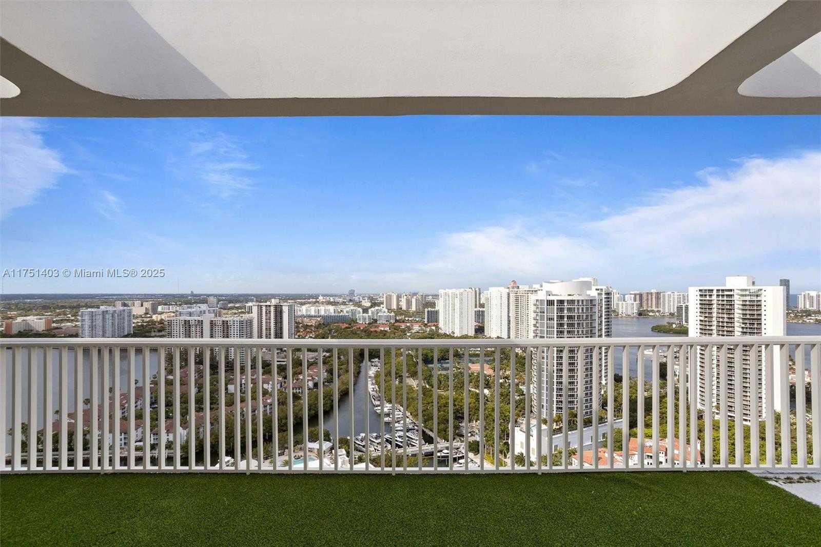 Small Image of 2000 ISLAND BLVD #PH-5, Aventura Number 2