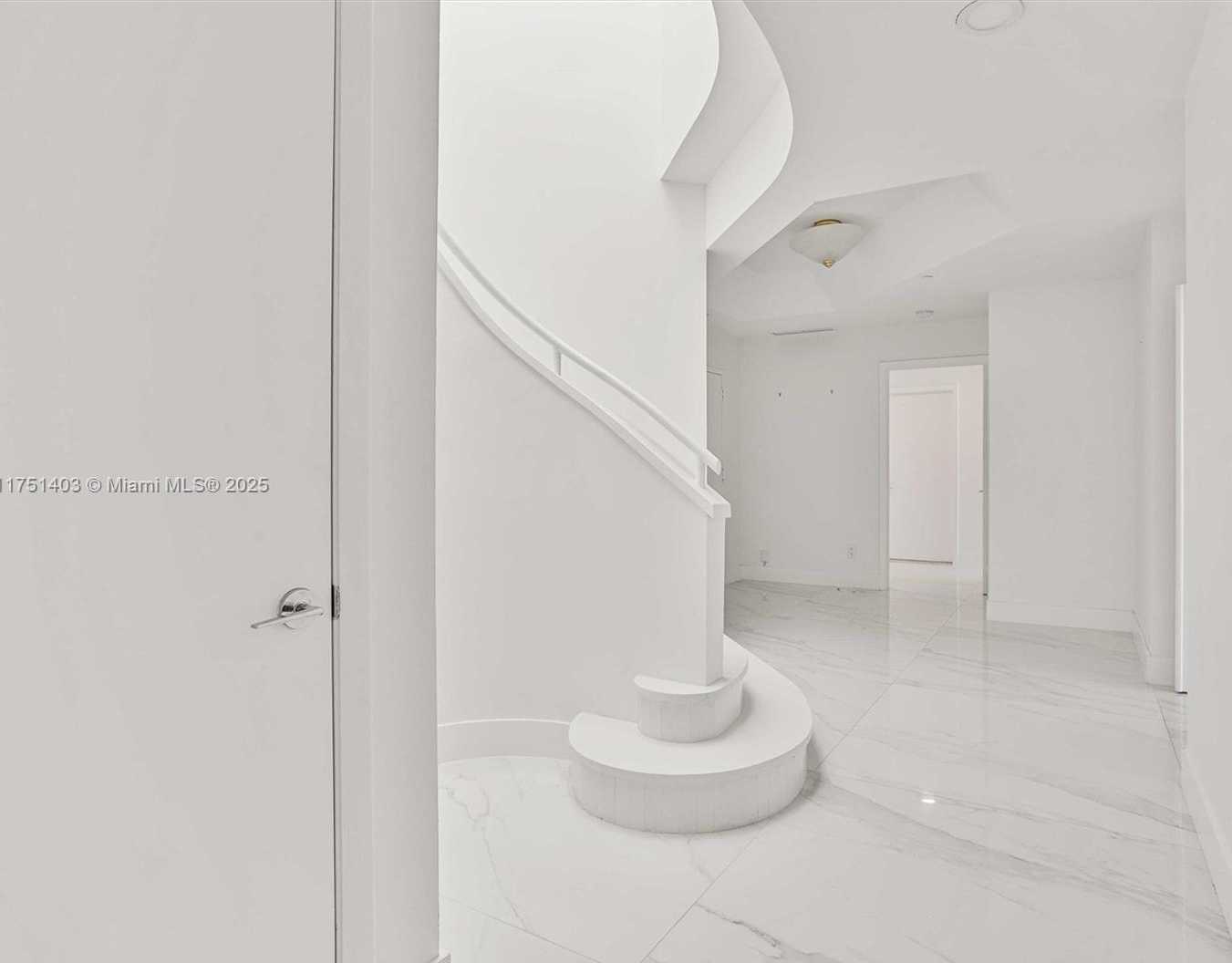 Small Image of 2000 ISLAND BLVD #PH-5, Aventura Number 21