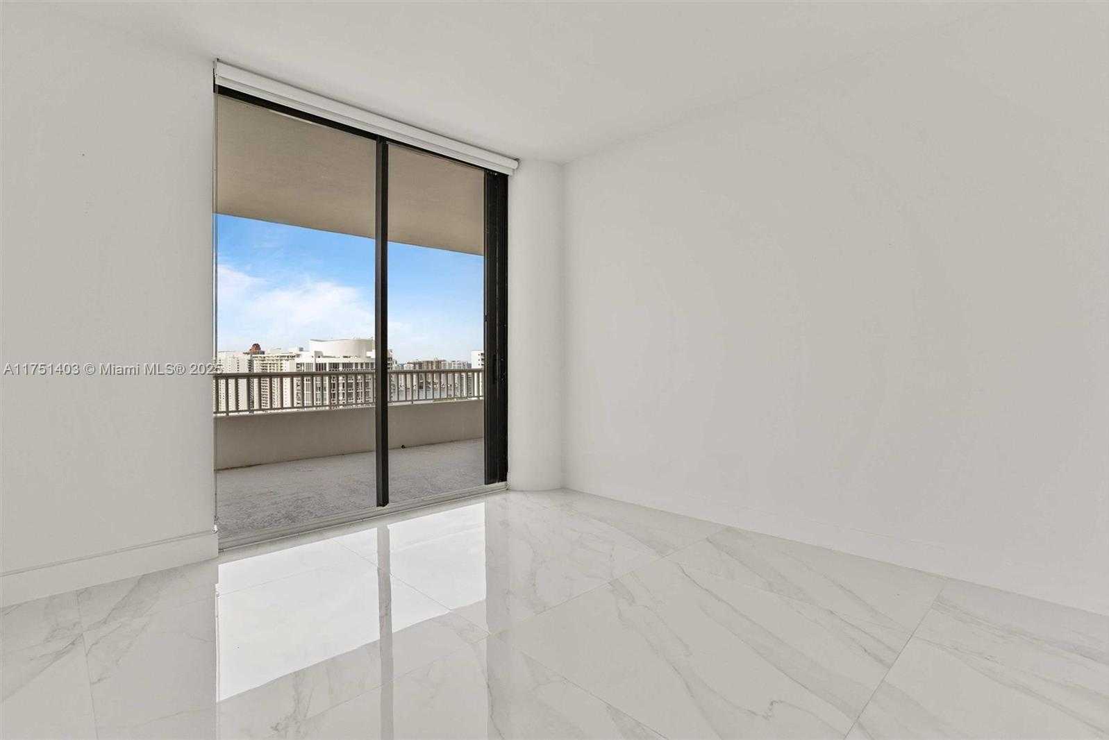 Small Image of 2000 ISLAND BLVD #PH-5, Aventura Number 29
