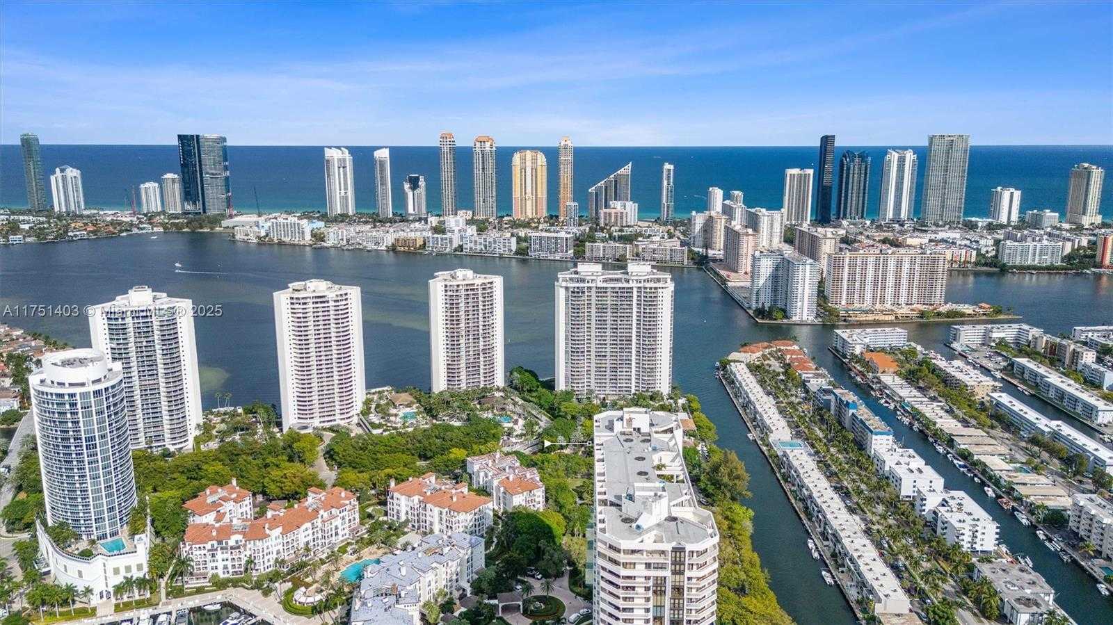 Small Image of 2000 ISLAND BLVD #PH-5, Aventura Number 9