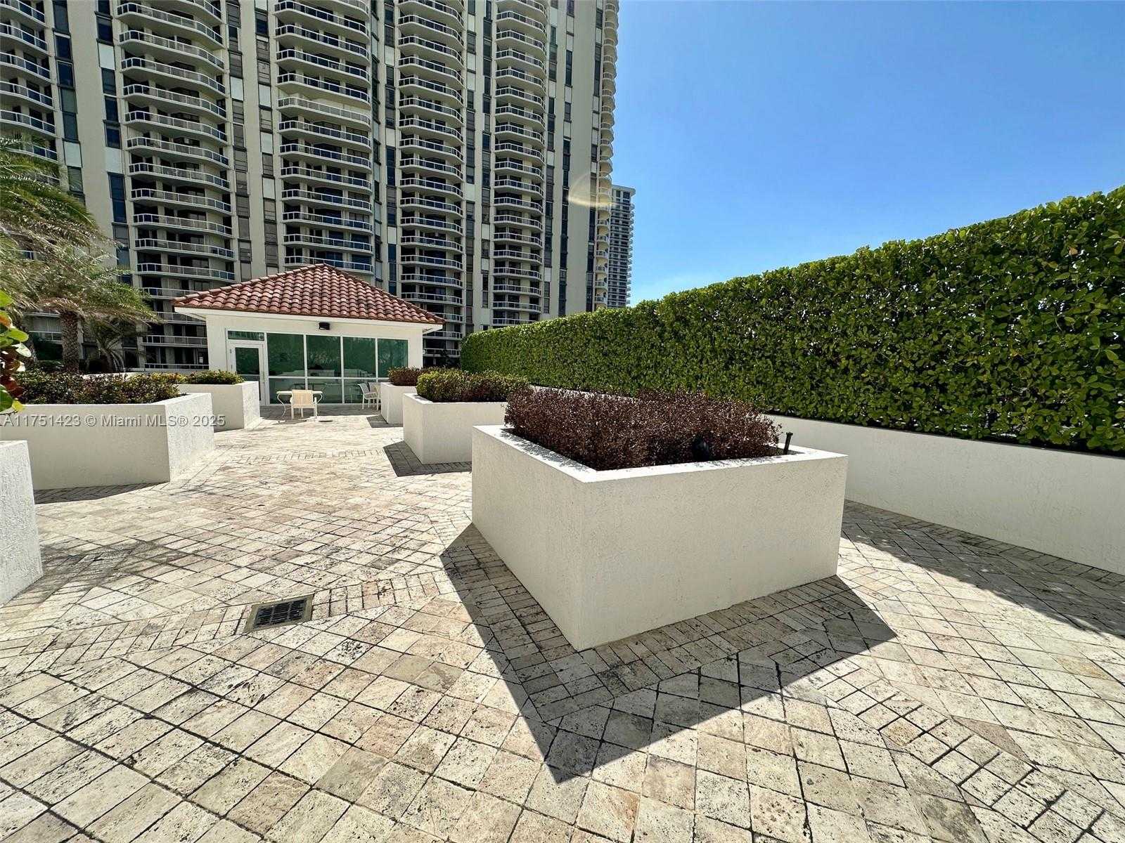 Small Image of 20201 EAST COUNTRY CLUB DR #308, Aventura Number 99