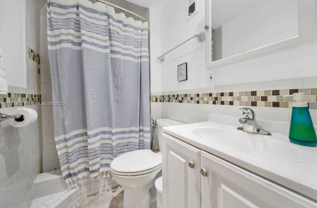 Small Image of 3801 SOUTH OCEAN DR #11N, Hollywood Number 16
