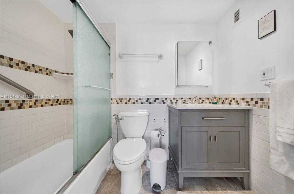Small Image of 3801 SOUTH OCEAN DR #11N, Hollywood Number 19