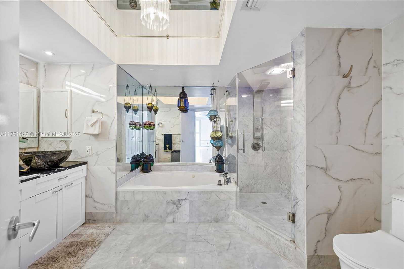 Small Image of 3640 YACHT CLUB DR #1601, Aventura Number 16