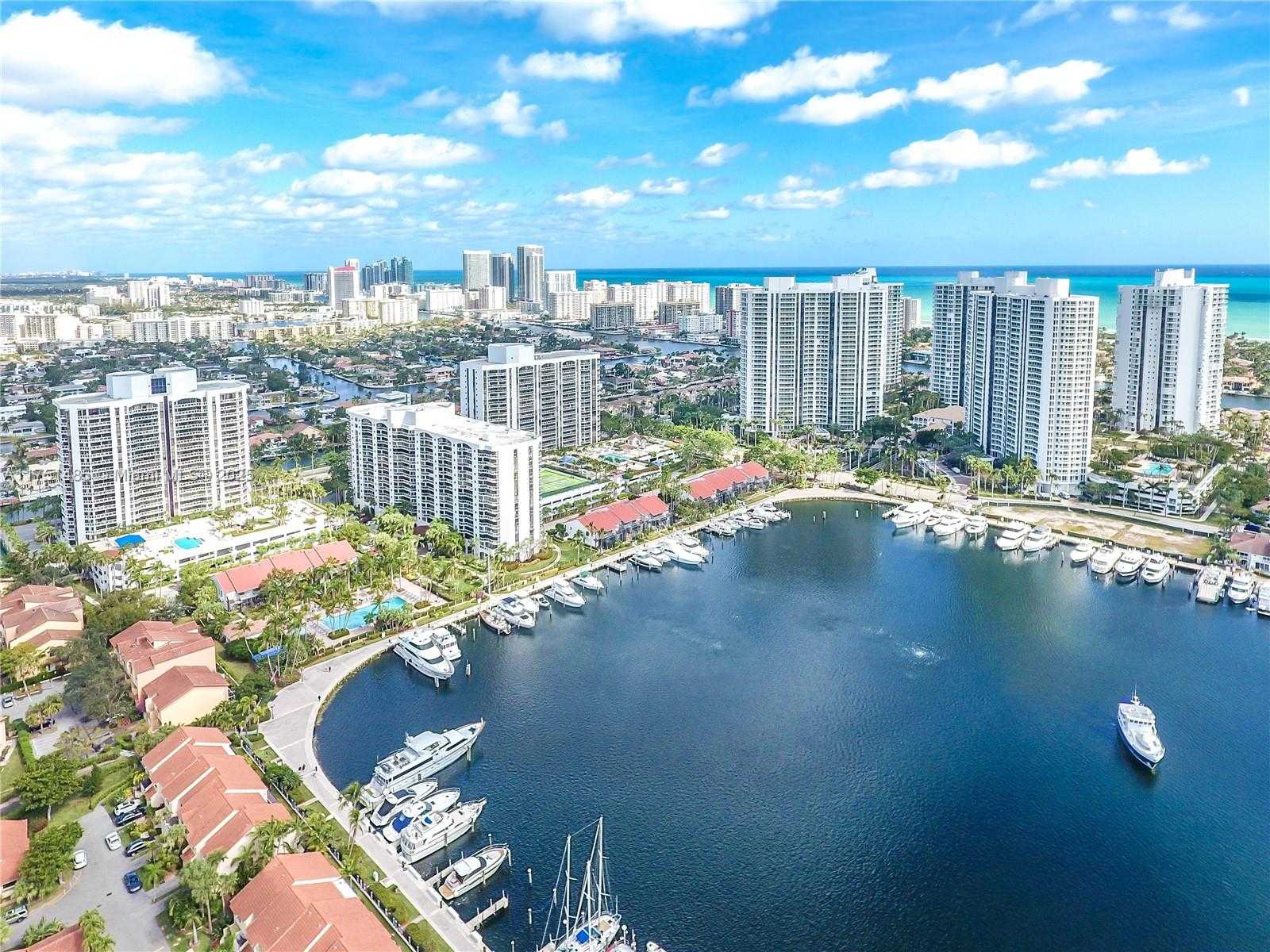 Small Image of 3640 YACHT CLUB DR #1601, Aventura Number 23