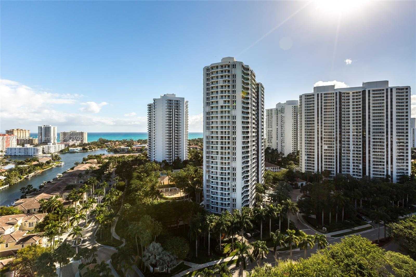 Small Image of 3640 YACHT CLUB DR #1601, Aventura Number 29