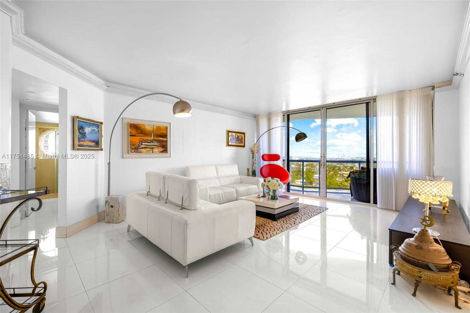 Small Image of 3640 YACHT CLUB DR #1601, Aventura Number 3