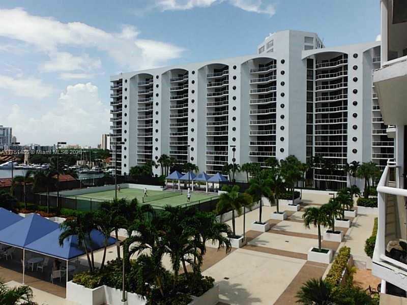 Small Image of 3640 YACHT CLUB DR #1601, Aventura Number 38