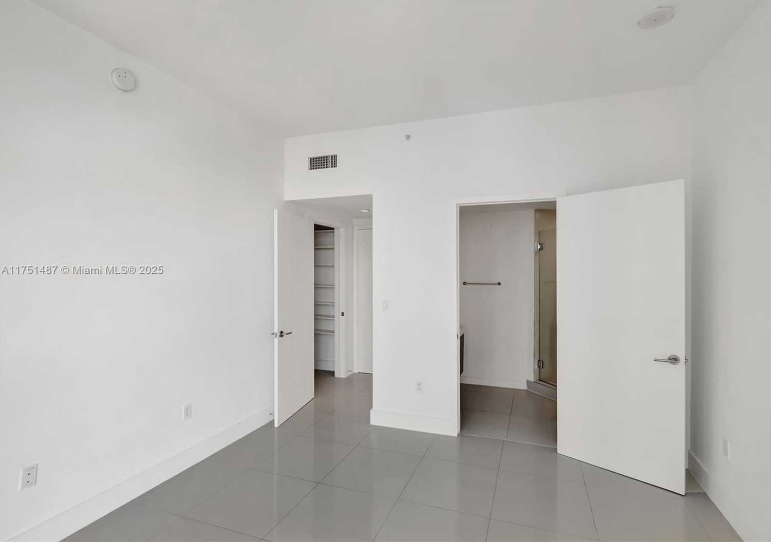 Small Image of 1010 SOUTH WEST 2ND AVE #LPH05, Miami Number 29