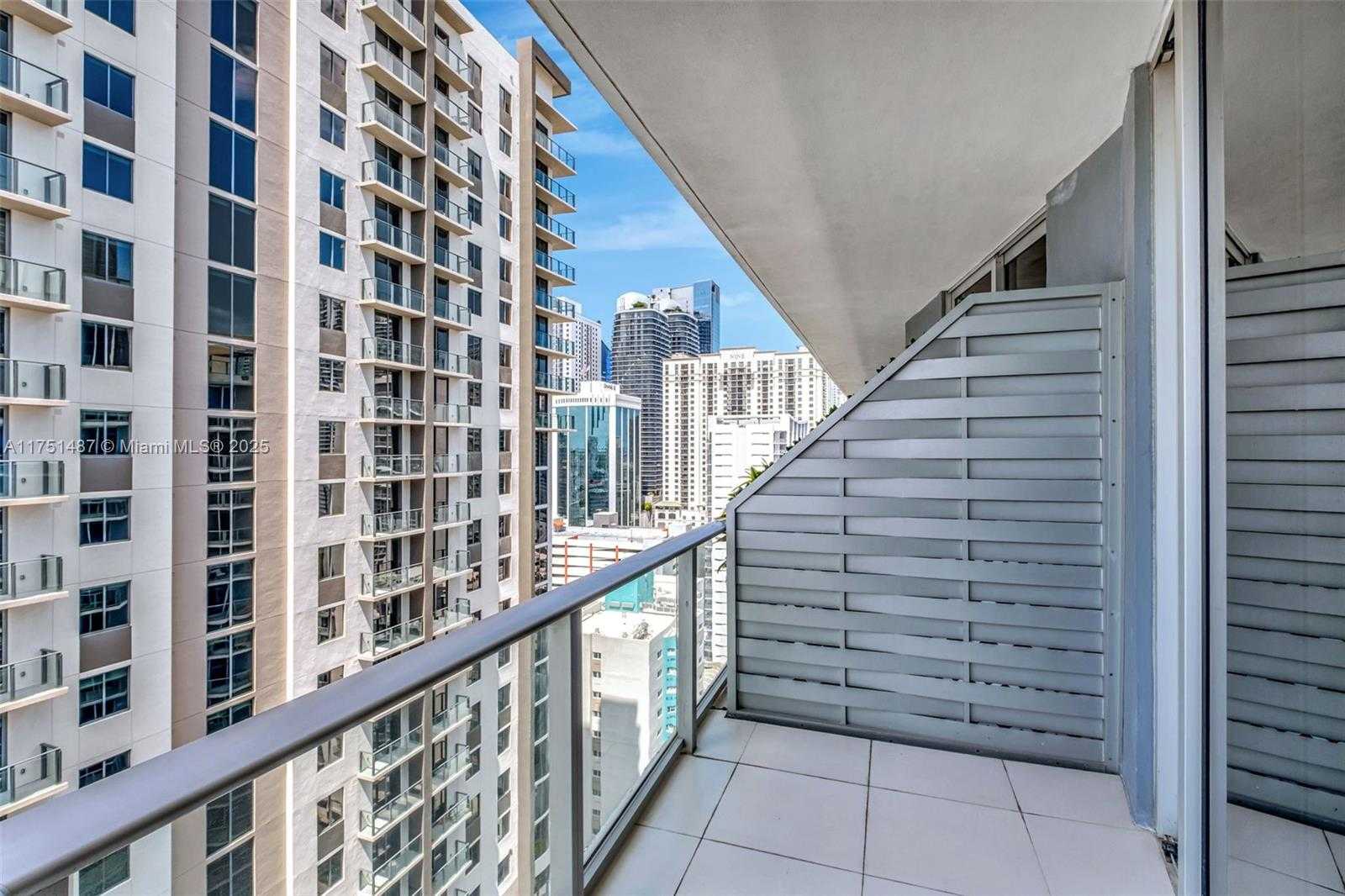Small Image of 1010 SOUTH WEST 2ND AVE #LPH05, Miami Number 42