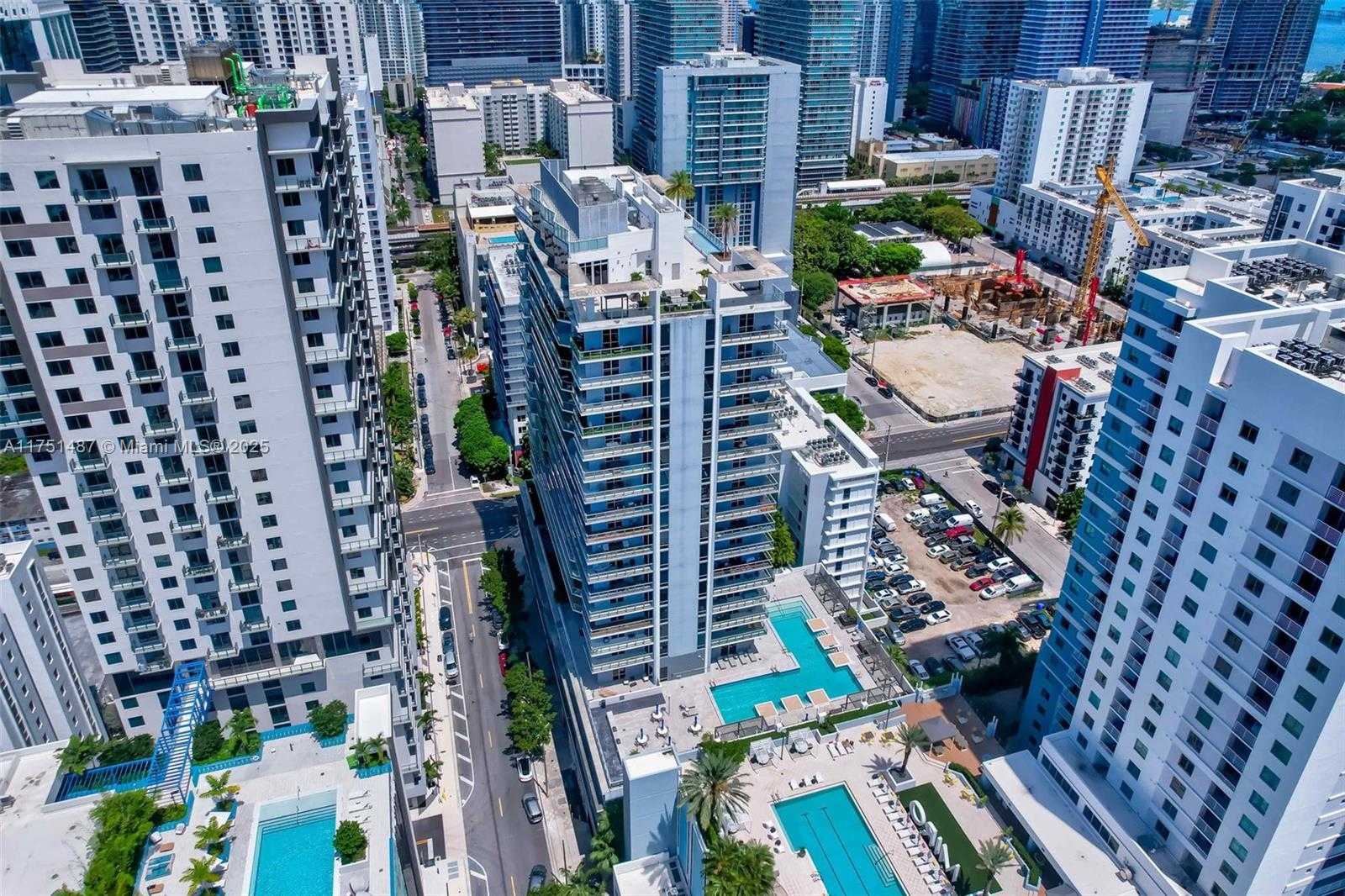 Small Image of 1010 SOUTH WEST 2ND AVE #LPH05, Miami Number 69