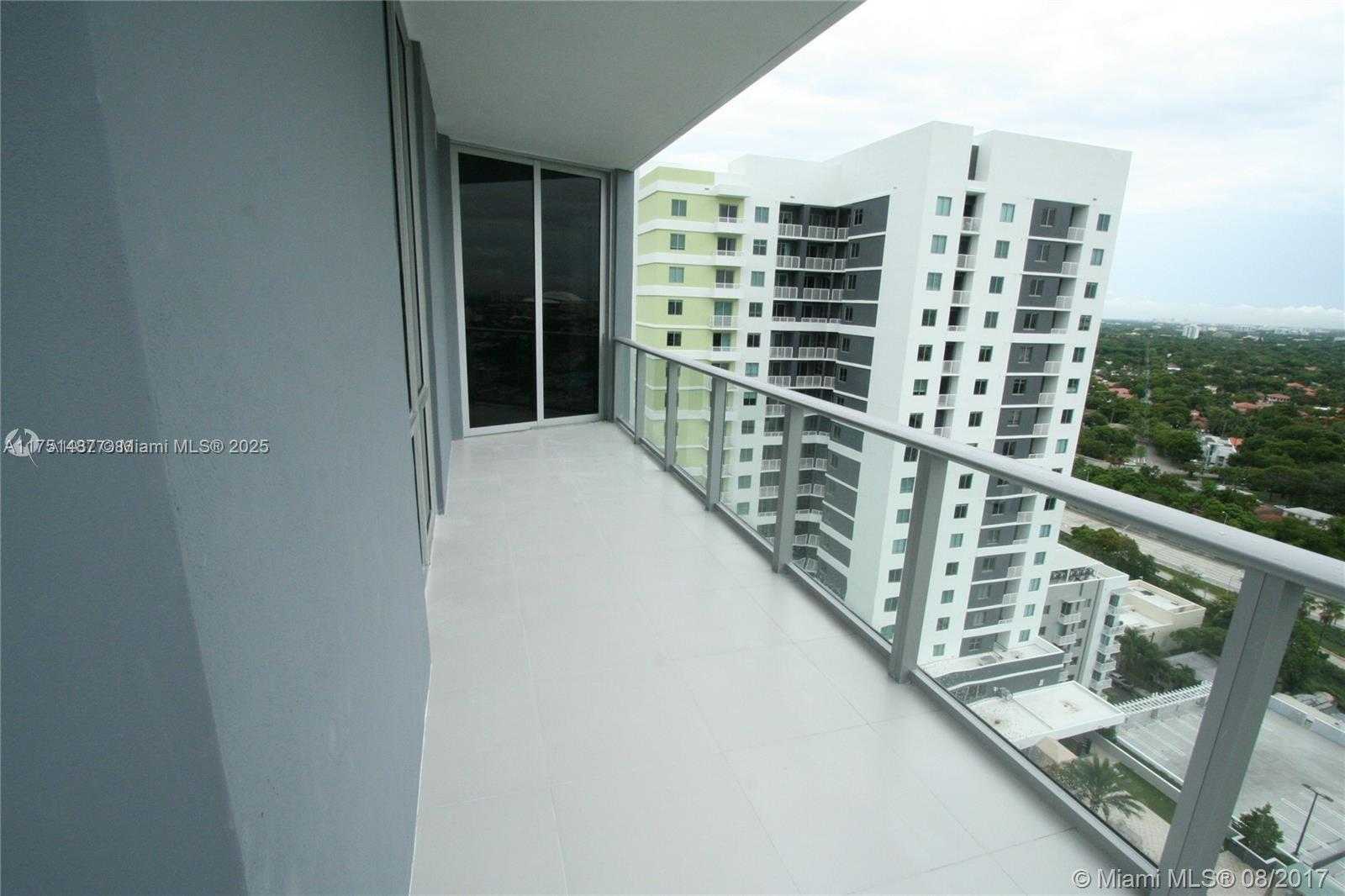 Small Image of 1010 SOUTH WEST 2ND AVE #LPH05, Miami Number 7
