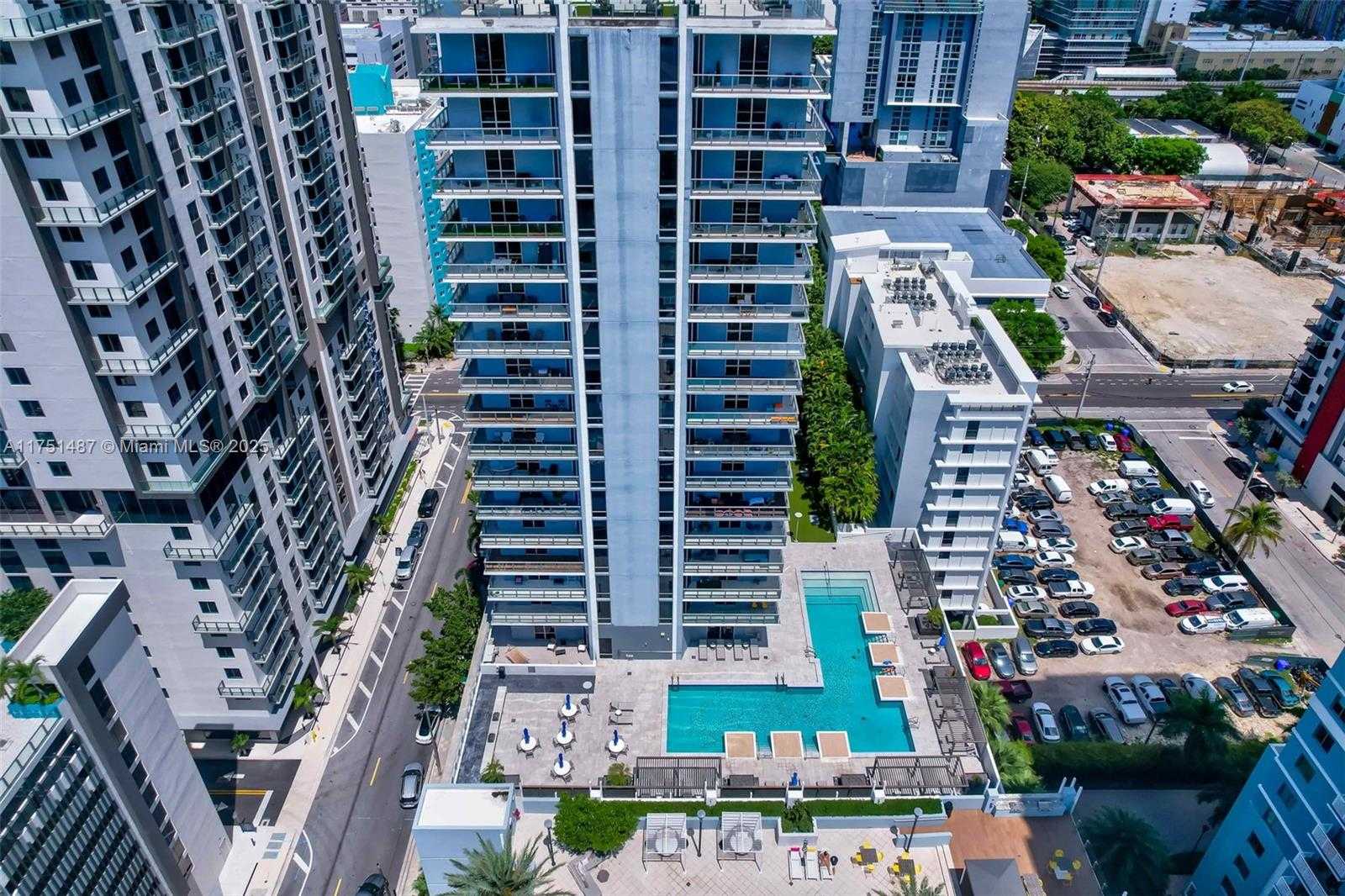 Small Image of 1010 SOUTH WEST 2ND AVE #LPH05, Miami Number 70