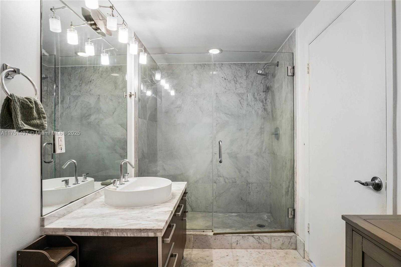 Small Image of 253 NORTH EAST 2ND ST #1706, Miami Number 11