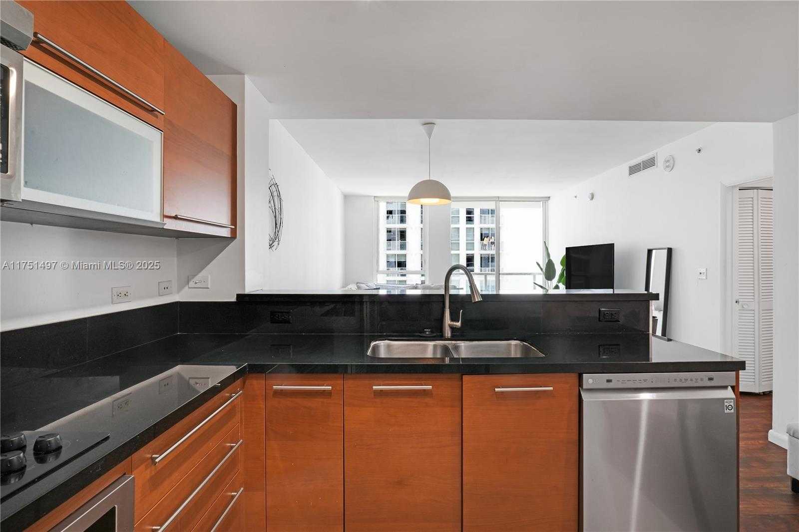 Small Image of 253 NORTH EAST 2ND ST #1706, Miami Number 5